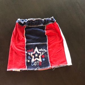 Cute Fourth of July skirt.